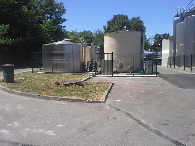 Station de stockage des eaux vineuses du site d'embouteillage d'Oenoalliance (Beychac et Caillau)