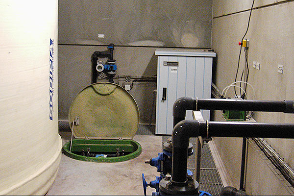 Préleveur réfrigéré asservi à un débitmètre électromagnétique Endress Hauser Asp Station 2000