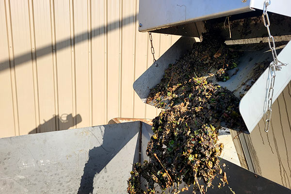 Tamis dégrilleur élévateur