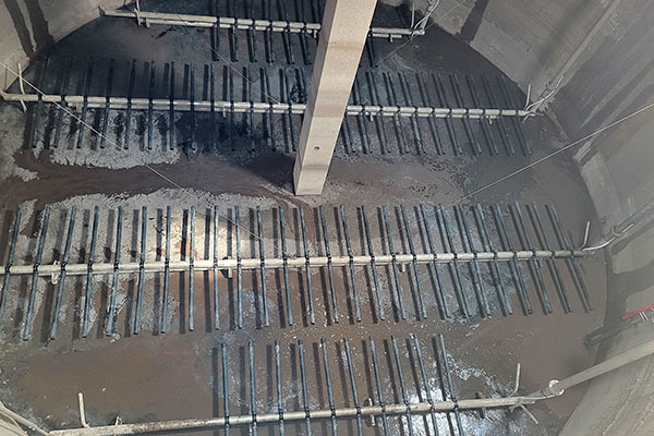 Réseau d'aération d'un bassin d'aération à réhabiliter